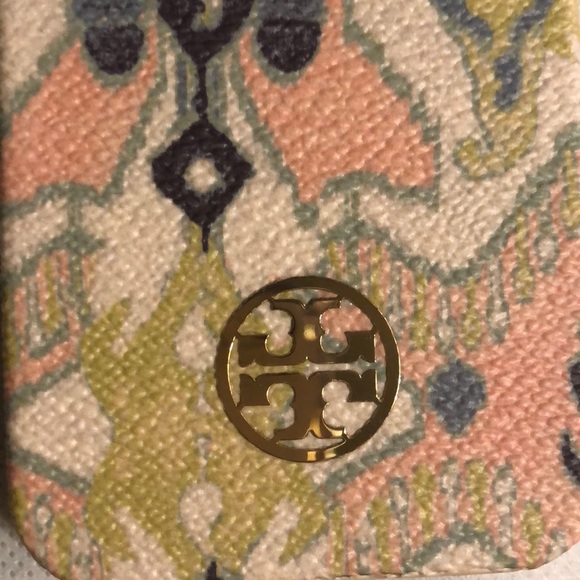 Tory Burch iPhone 5 case - Picture 2 of 5